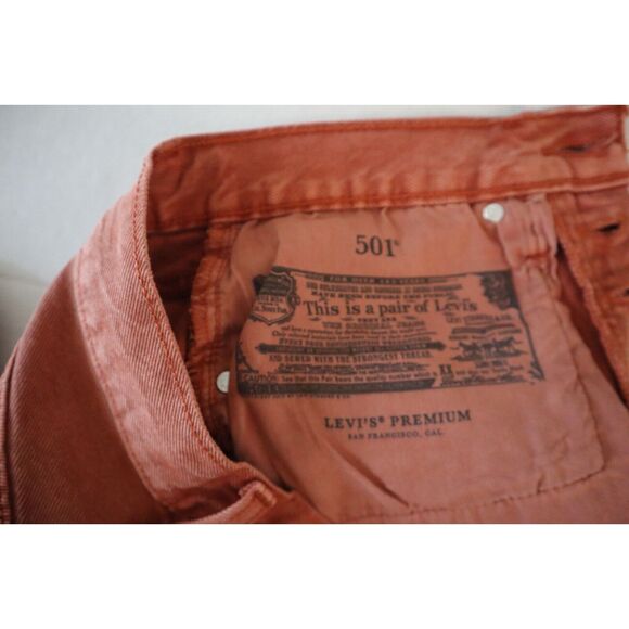 Levi's 501 (56327-0327) Women's Sz W26 Baked Clay Red Denim Cut-Off Shorts - Picture 4 of 8